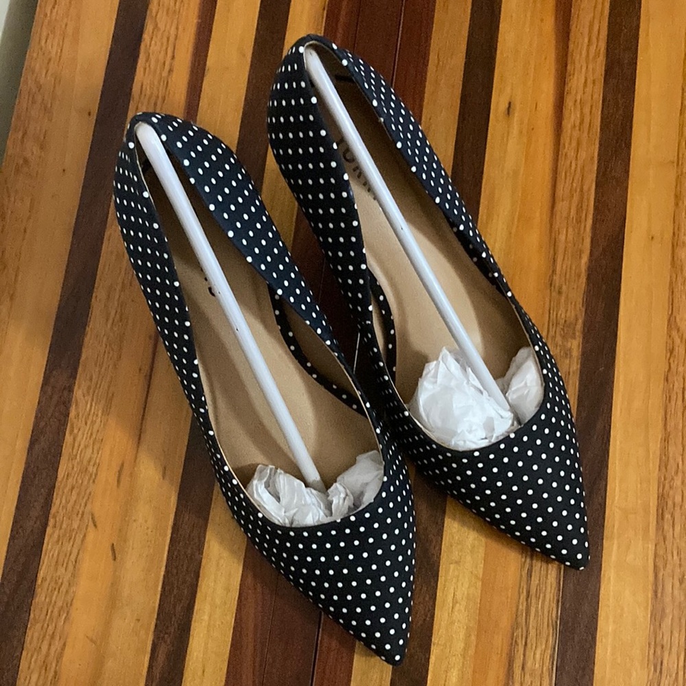 Torrid Black & White Polka Dot Pumps Heels Sz 9 New
